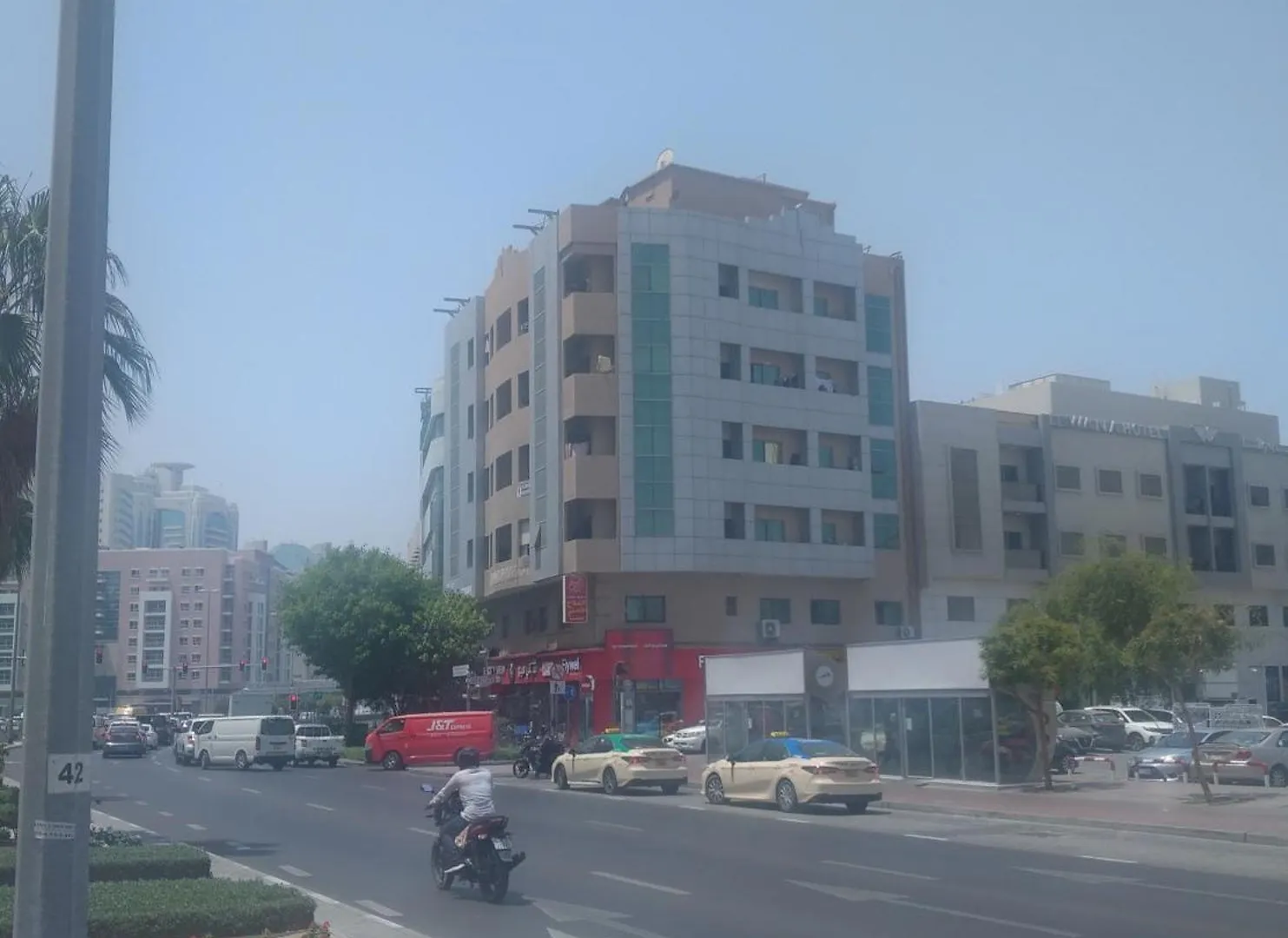 Houst Sleeping Units Apartment Dubai